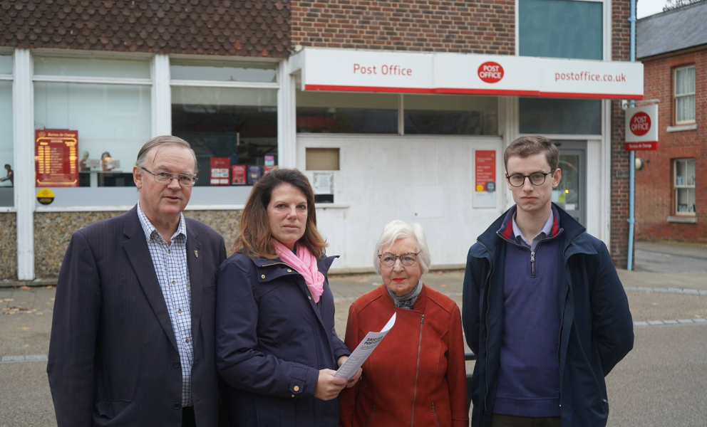 Caroline Nokes outside of the Romsey Post Office, with Cllr David Drew, Joe Dwyer and Mary